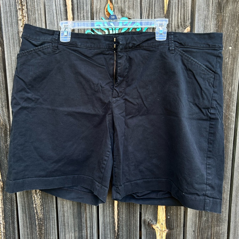 Old Navy Black Pixie Shorts